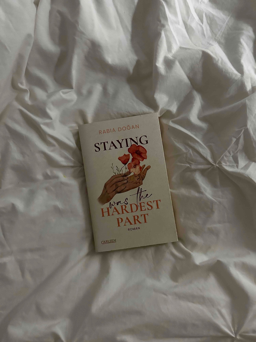 Mein Herz schlägt für jedes Wort. Ein Buch, das ich am liebsten allen aufzwingen möchte. Besonders Diasporakindern ❥