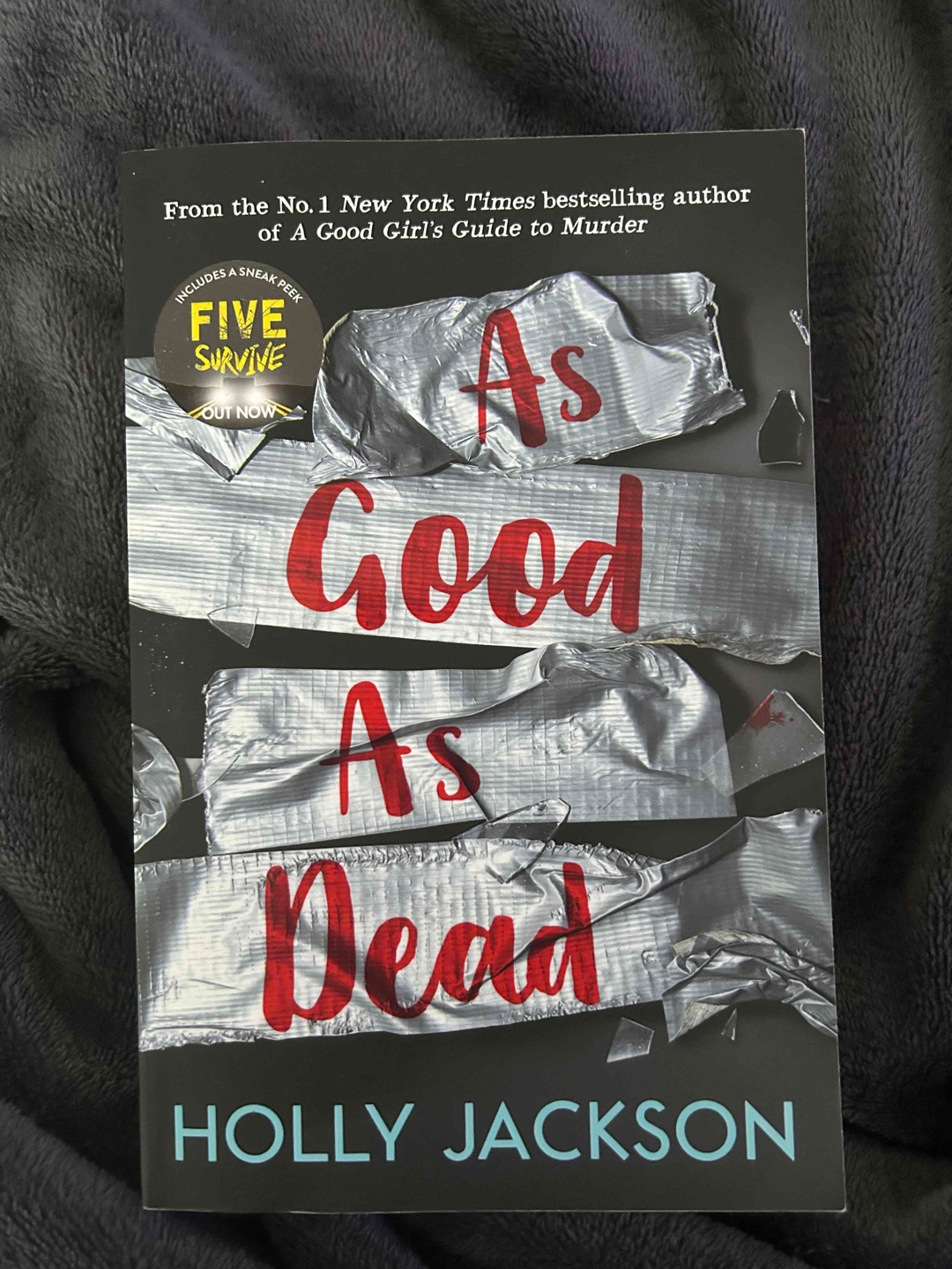Pip is about to head to college, but she is still haunted by the way her last investigation ended. She's used to online death threats in the wake of her viral true-crime podcast, but she can't help noticing an anonymous person who keeps asking her: Who will look for you when you're the one who disappears?