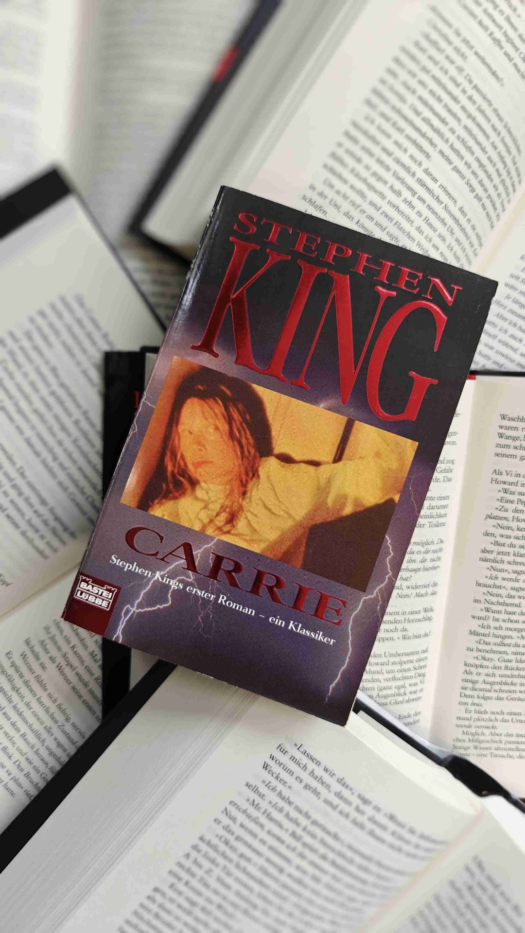 Stephen King - Carrie