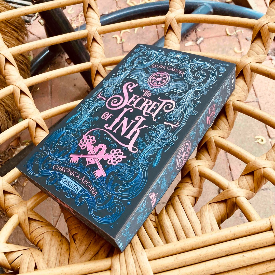 Auf ins zweite Semester 😍
Urban Fantasy, Prag, Dark Academia 🔮