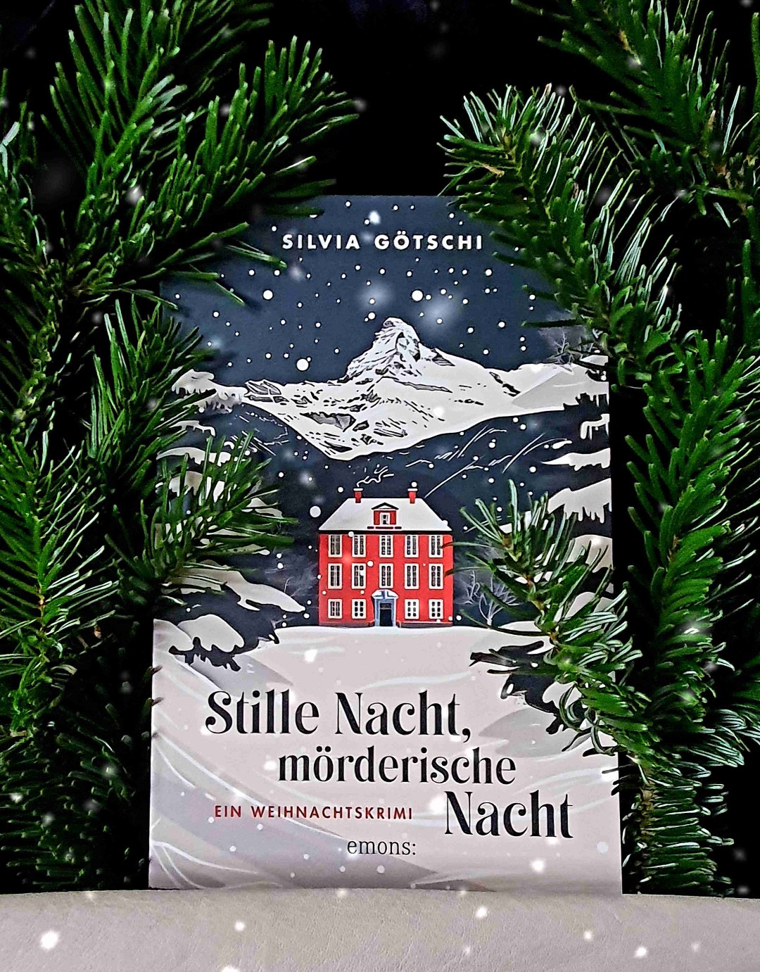 Eine wirklich schreckliche Familie, ein Mord und ein großes Erbe, das wird nicht besinnlich!