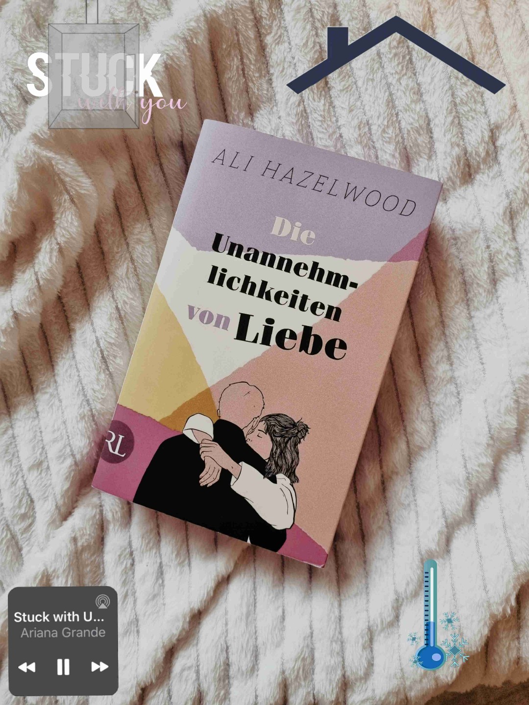 "Ich spüre, wie mein Puls in die Höhe schnellt, und ich lächle Liam an, während ich mich nach vorn beuge. ℐ𝒸𝒽 𝓁𝒾ℯ𝒷ℯ 𝒹𝒾𝒸𝒽, denke ich. 𝒰𝓃𝒹 𝒾𝒸𝒽 ℊ𝓁𝒶𝓊𝒷ℯ, 𝒹𝒶𝓈𝓈 𝒹𝓊 𝓂𝒾𝒸𝒽 𝒶𝓊𝒸𝒽 𝓁𝒾ℯ𝒷𝓈𝓉. 𝒰𝓃𝒹 𝒾𝒸𝒽 𝓀𝒶𝓃𝓃 ℯ𝓈 𝓀𝒶𝓊𝓂 ℯ𝓇𝓌𝒶𝓇𝓉ℯ𝓃, 𝒷𝒾𝓈 𝓌𝒾𝓇 ℯ𝓈 ℯ𝒾𝓃𝒶𝓃𝒹ℯ𝓇 ℊℯ𝓈𝓉ℯ𝒽ℯ𝓃. ℐ𝒸𝒽 𝓀𝒶𝓃𝓃 ℯ𝓈 𝓀𝒶𝓊𝓂 ℯ𝓇𝓌𝒶𝓇𝓉ℯ𝓃, 𝓌𝒶𝓈 𝒶𝓁𝓈 𝒩ä𝒸𝒽𝓈𝓉ℯ𝓈 ℊℯ𝓈𝒸𝒽𝒾ℯ𝒽𝓉."
~Under One Roof - Liebe unter einem Dach~
.