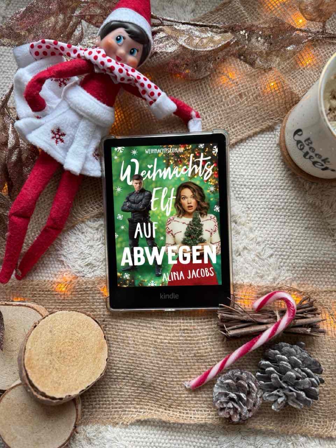 Wenn ihr Lust auf 𝐒𝐩𝐢𝐜𝐞, 𝐇𝐮𝐦𝐨𝐫 und eine 𝐨𝐫𝐝𝐞𝐧𝐭𝐥𝐢𝐜𝐡𝐞 𝐏𝐨𝐫𝐭𝐢𝐨𝐧 𝐖𝐞𝐢𝐡𝐧𝐚𝐜𝐡𝐭𝐬𝐝𝐫𝐚𝐦𝐚 habt, dann seid ihr hier genau richtig! 🎅✨