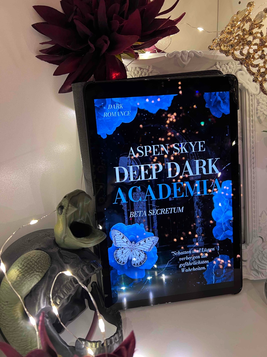 Düstere Geheimnisse, starke Plottwists und Mega genialer Spice! Im in Love with Aspen skye 🖤