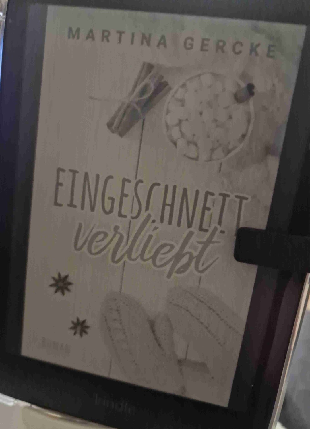 Wie herzzerreißend 😍

Beim Lesen denkt man, selbst in Schottland zu sein; es war wunderschön zu lesen.