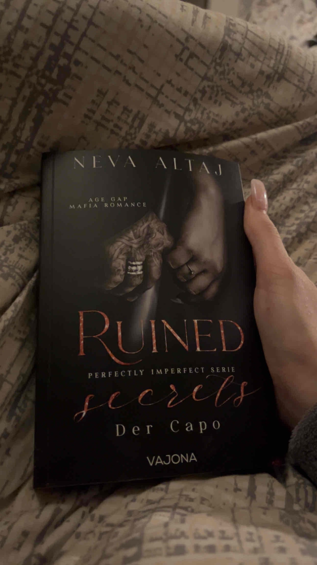 Ein unfassbar fesselndes Buch mit vielen Wendungen und viel Spice
