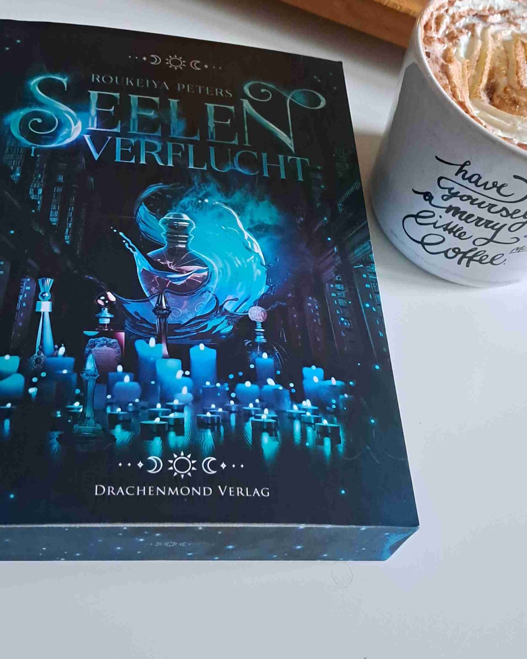 Habe mich sehr gefreut, das es nach Seelenverrat, jetzt mit Seelenverflucht und Lexi als Hauptperson weiterging