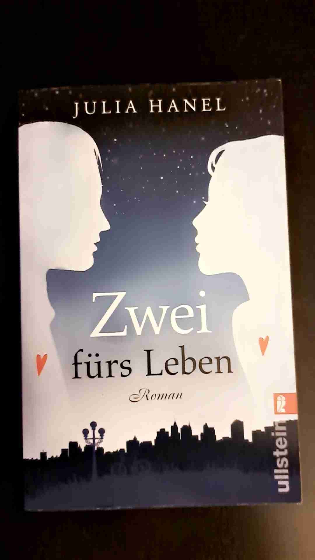 Eine schöne Geschichte für zwischendurch 😍

Die Idee und Konzept des Buches haben mir richtig gut gefallen denn es spielt sich alles nur im Kopf der zwei Hauptcharaktere statt. 
Durch die kurzen Konversation der zwei Protagonisten hatte ich das Buch im nu fertig.
Das Ende war mir eindeutig zu knapp da hätte ich mir einen längeren Abschluss gewünscht.