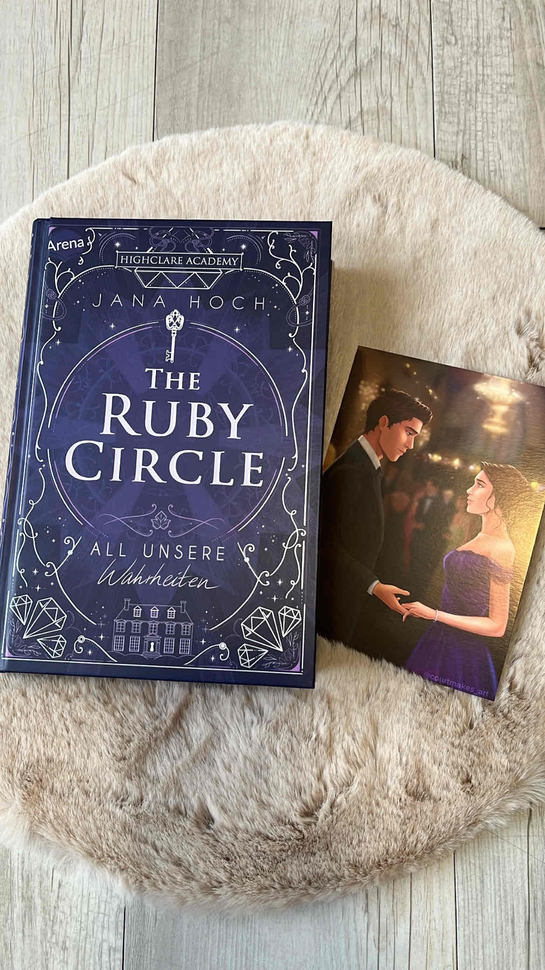Toller Abschluss der Reihe und ich hätte mit dem Ende nicht gerechnet. 🥰💜
