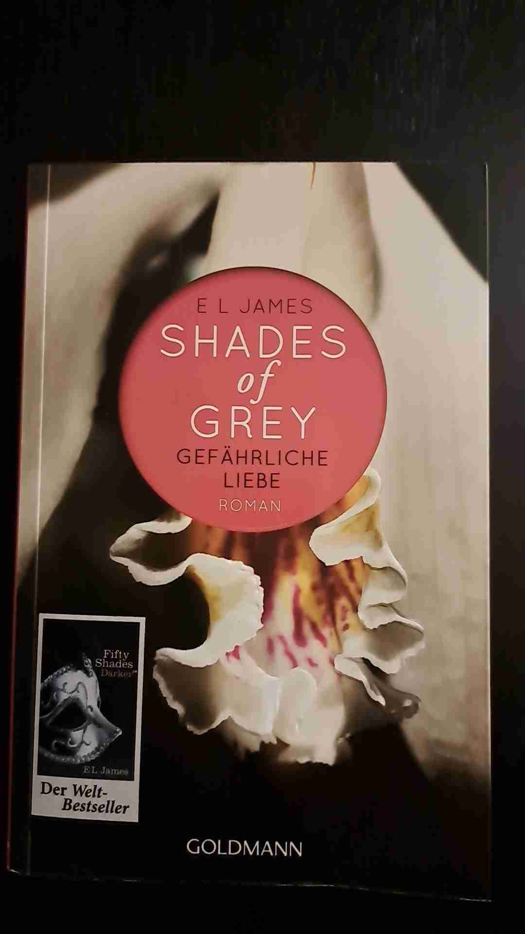 Es geht spicy weiter 🥰🥰
Dieses Buch war noch einen Zacken schärfer als Band 1.
Auch hier konnte ich das Buch kaum aus der Hand legen vor Spannung.
Das richtige für die die Erotik und Spannung gleichzeitig suchen.
Freue mich schon auf den letzten Band 🥰🥰