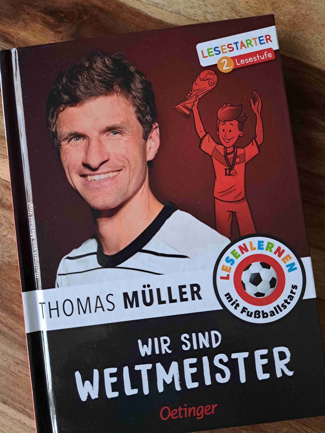 Sehr cooles Fußballbuch für Erstleser - viele schöne Bilder, einfach zu lesen und tolle Einblicke in die Reise zum Weltmeistertitel