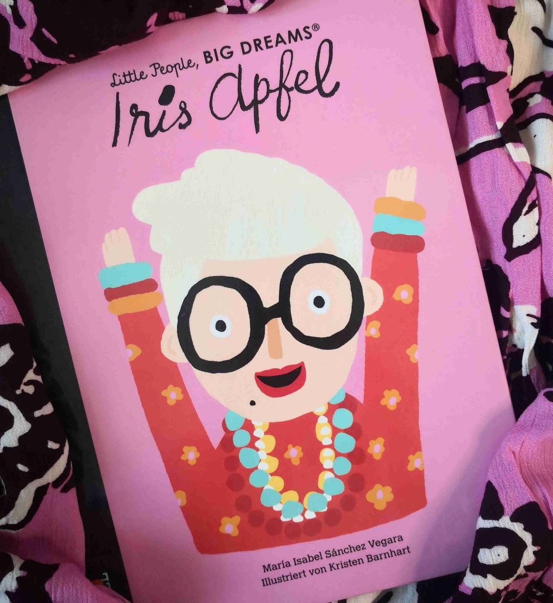 Iris Apfel 🍎💕