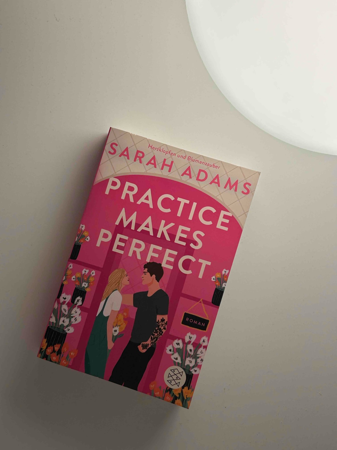 Sarah Adams = RomCom Queen 😍