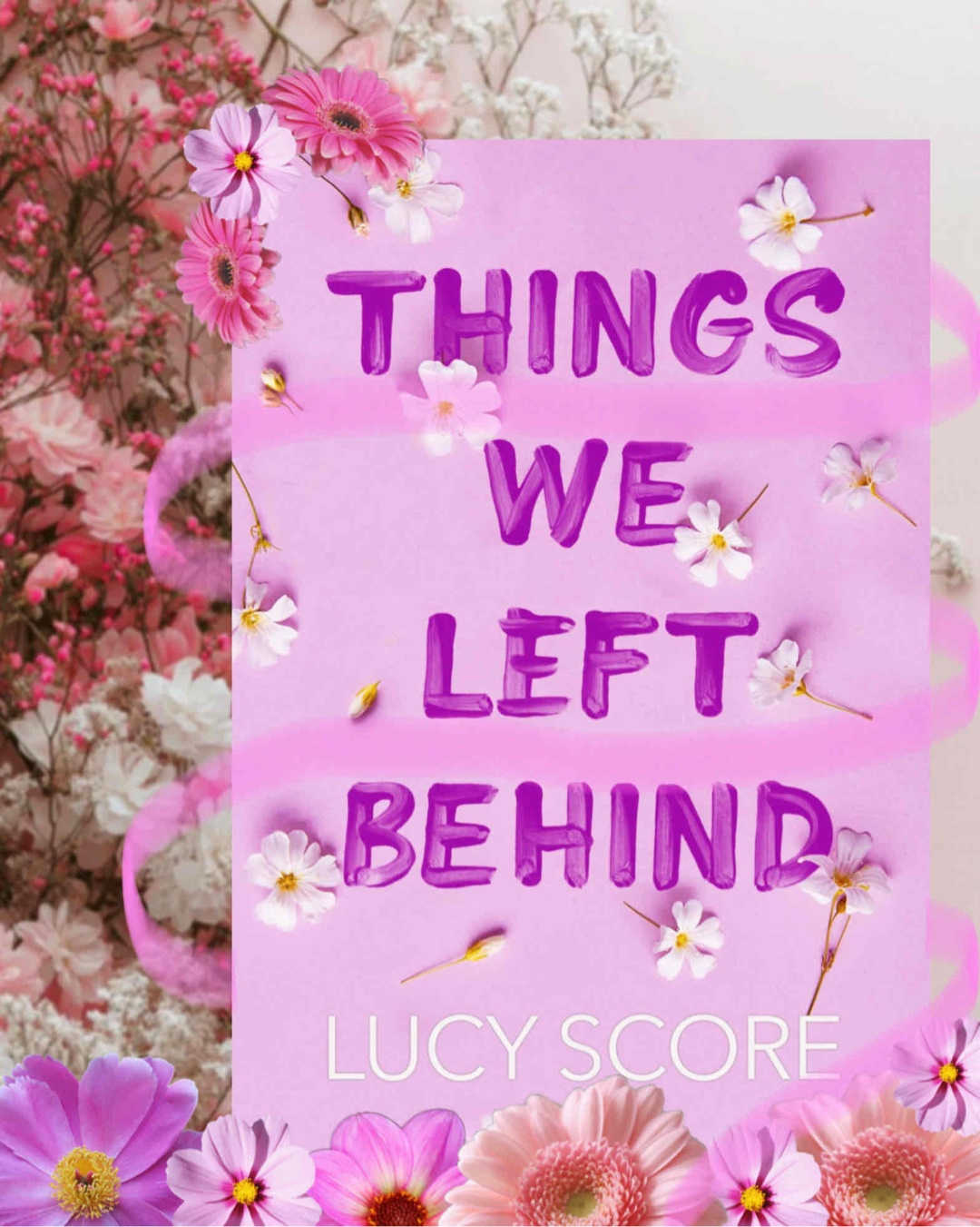 Hast du Lust auf ein Buch, das dir das Herz erwärmt und gleichzeitig dafür sorgt, dass du bei den Wortgefechten zwischen den Protagonisten immer wieder schmunzelst? Dann ist Things We Left Behind von Lucy Score genau dein Ding!