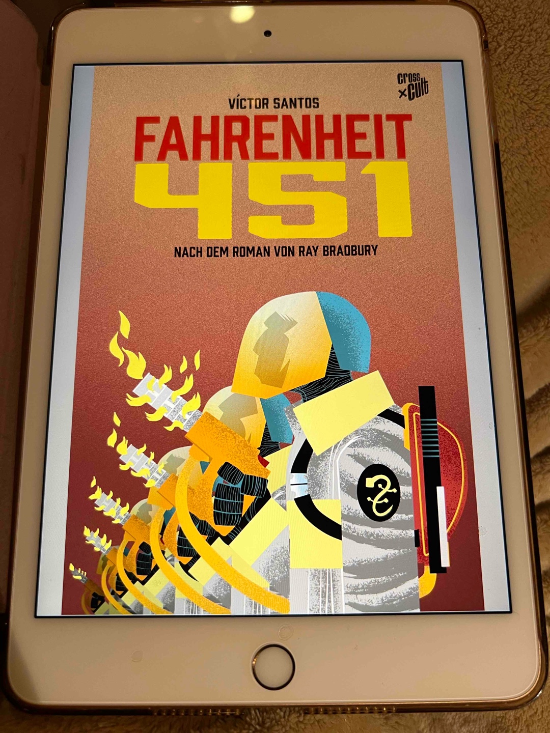 Ich dachte, ich könnte die Geschichte besser begreifen, wenn ich die Graphic Novel lese. Aber ich finde einfach keinen Zugang zu dem Buch.