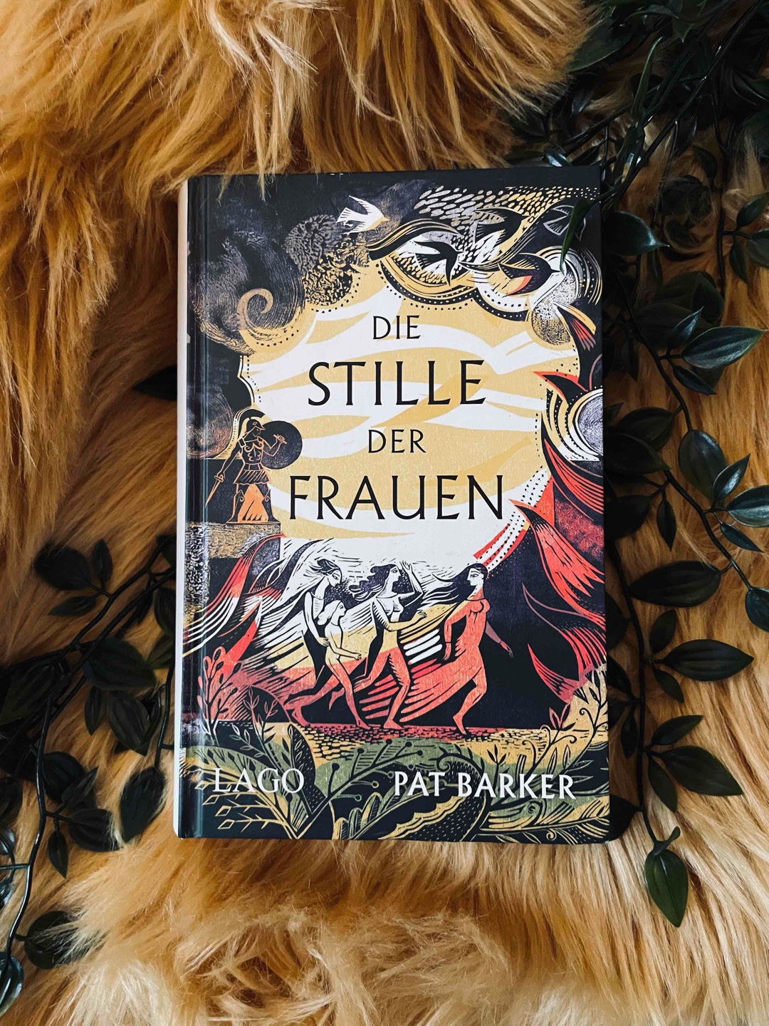 „Eine Geschichte. Seine, nicht meine […] Einmal, es ist noch nicht lange her, habe ich versucht, aus Achillis Geschichte zu entkommen - und ich bin gescheitert.“