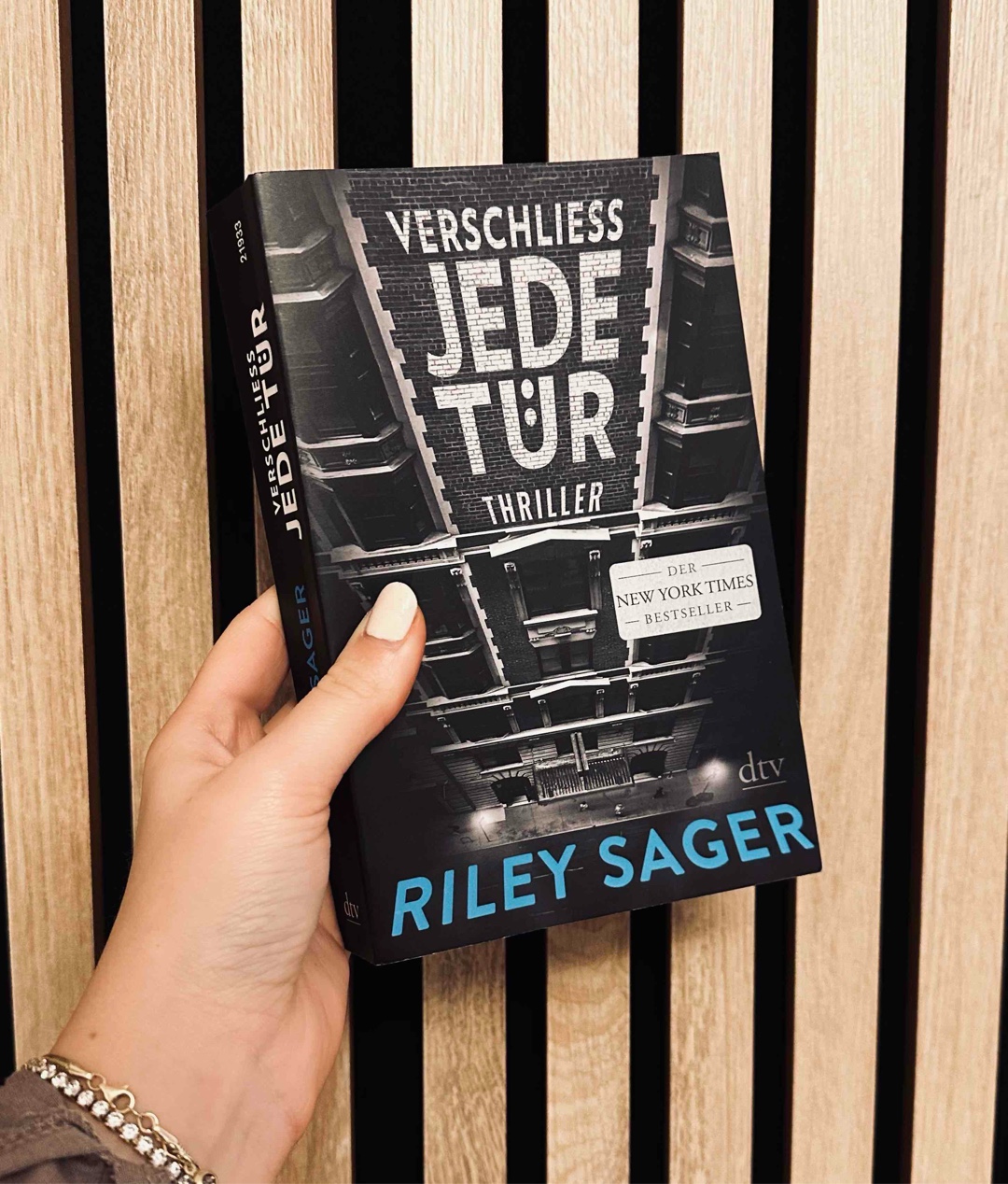 Gutes Buch für Thriller-Einsteiger, aber kein Must-Read für mich😶‍🌫️