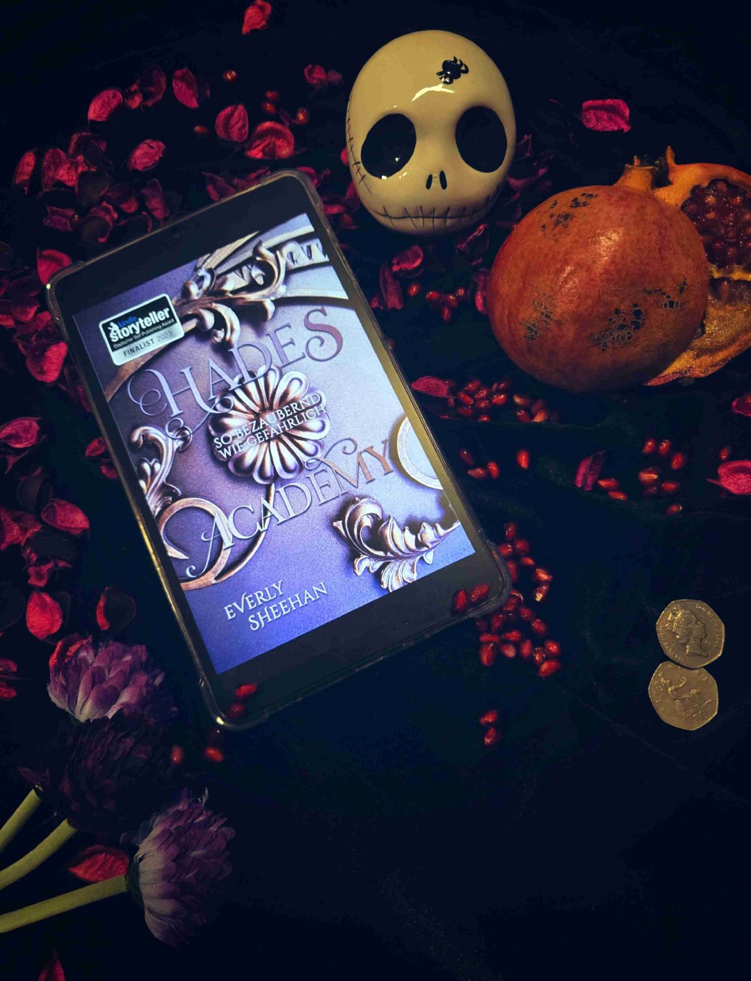 Eine Academy für Nachfahren von Hades und Persephone mit einem Hauch mystery und viel Love 🖤