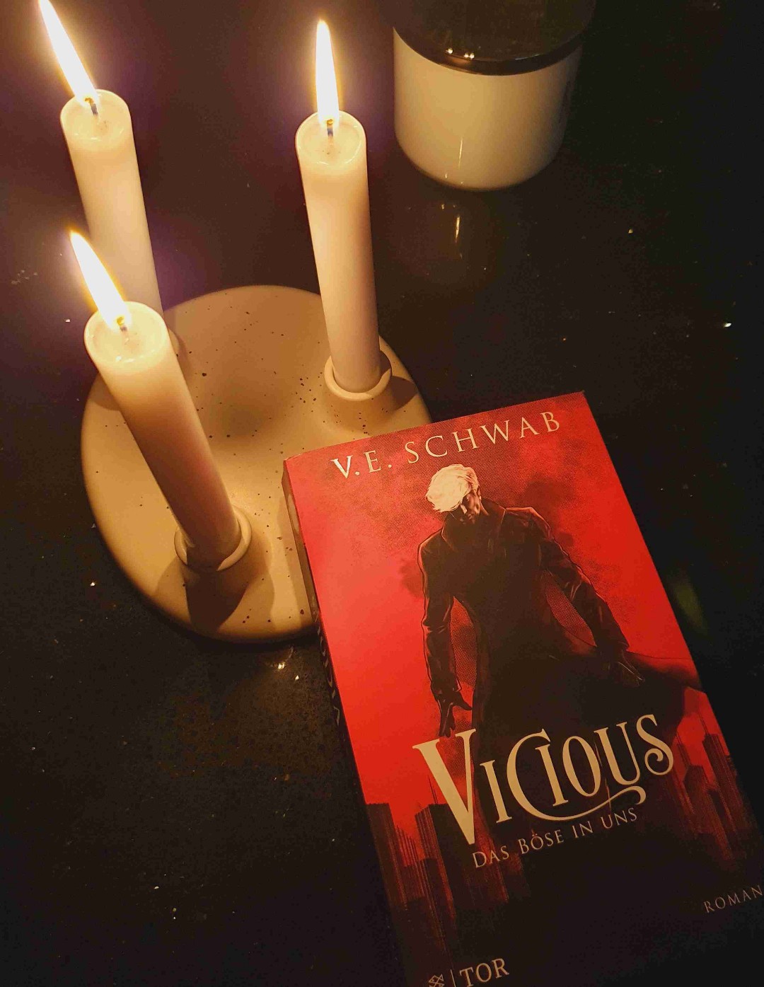 Victor und Eli..