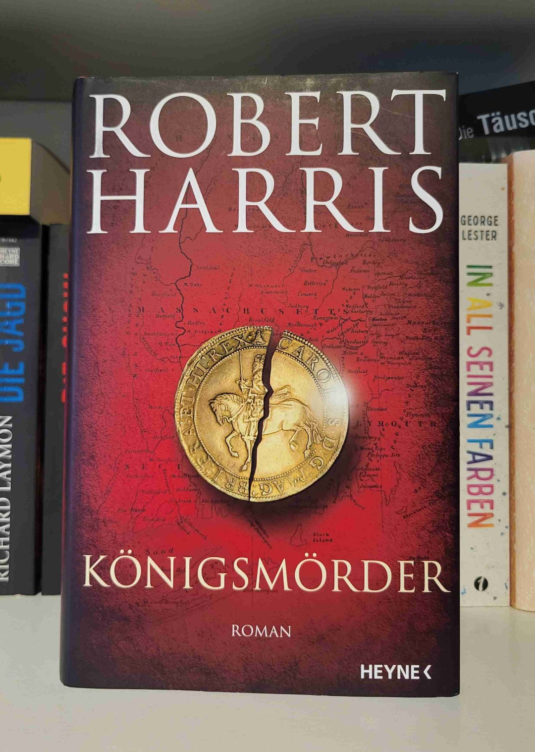 🤴🤴🤴🤴🤴🤴🤴🤴🤴🤴🤴🤴🤴🤴🤴🤴
Generell liest sich das Buch spannend und Harris weiß fesselnd zu schreiben. Allerdings dümpelt die Geschichte streckenweise vor sich hin. Das wird aber an den historischen Gegebenheiten liegen, die viel Input erfordern.
🤴🤴🤴🤴🤴🤴🤴🤴🤴🤴🤴🤴🤴🤴🤴🤴