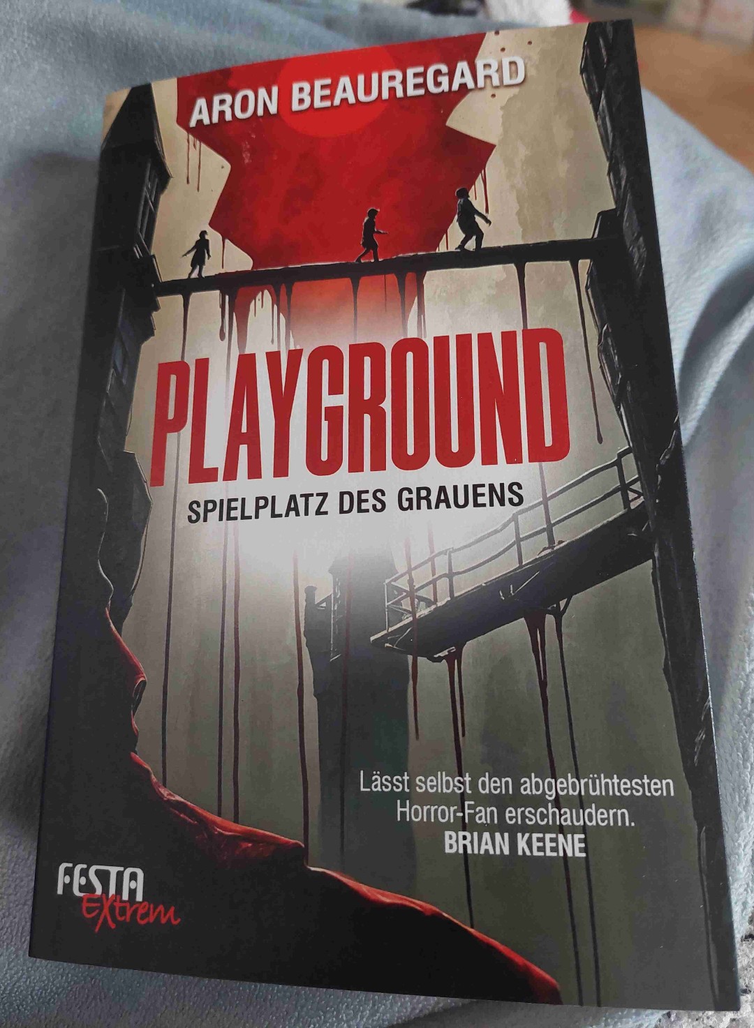Festa Extrem. Nichts für schwache Nerven. Brutal, fies, grausam. Hat mir gut gefallen