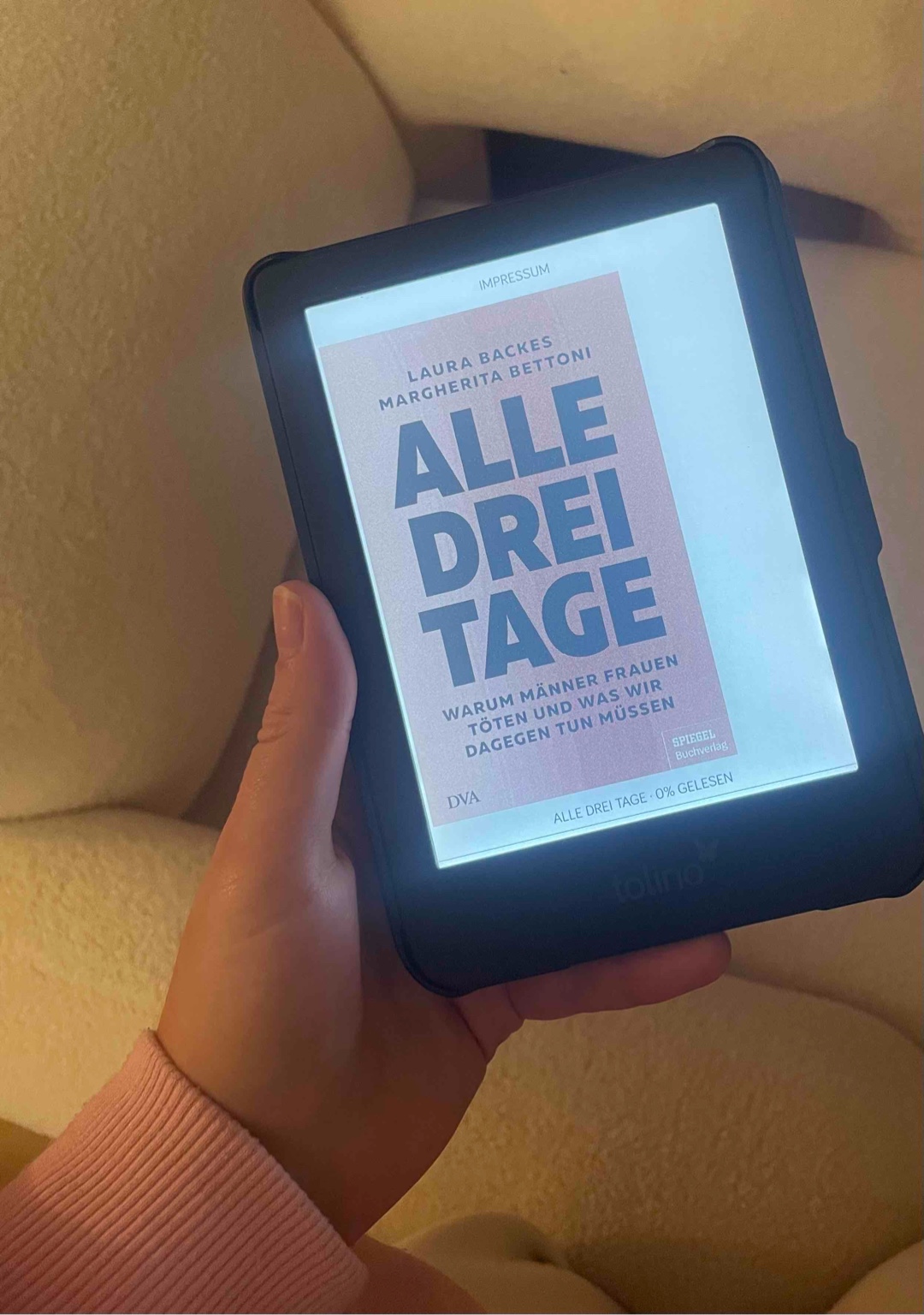 Absolute Leseempfehlung für alle die sich im Bereich Feminismus und Femiziden bilden wollen