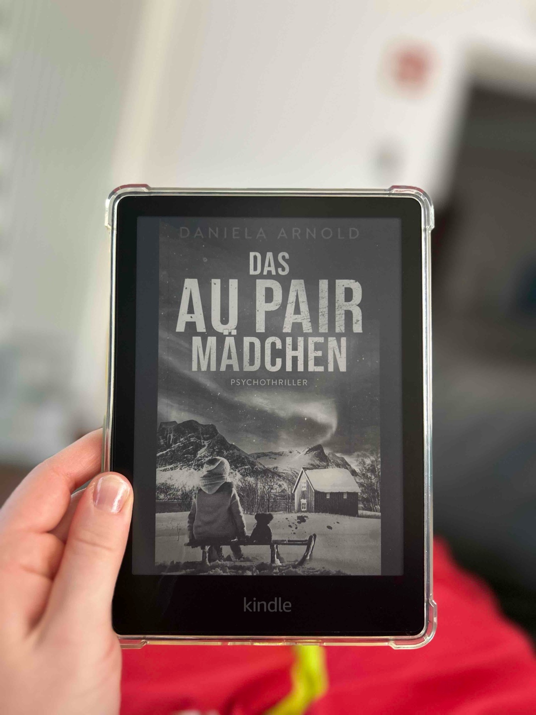 Netter, kurzweiliger aber solider „Snack“ für ein Wochenende/Feiertag ☺️
Ich fand die Story gut, es war nichts ganz doll besonderes aber auch nicht langweilig.
Gab mir persönlich „Verity“ Vibes 🤓