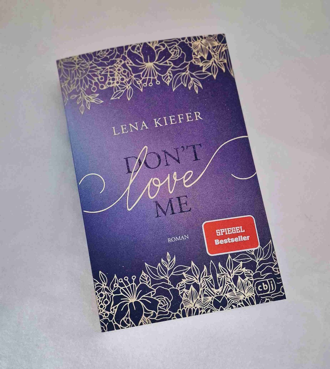 Lena ist offiziell die Queen of forbidden love!