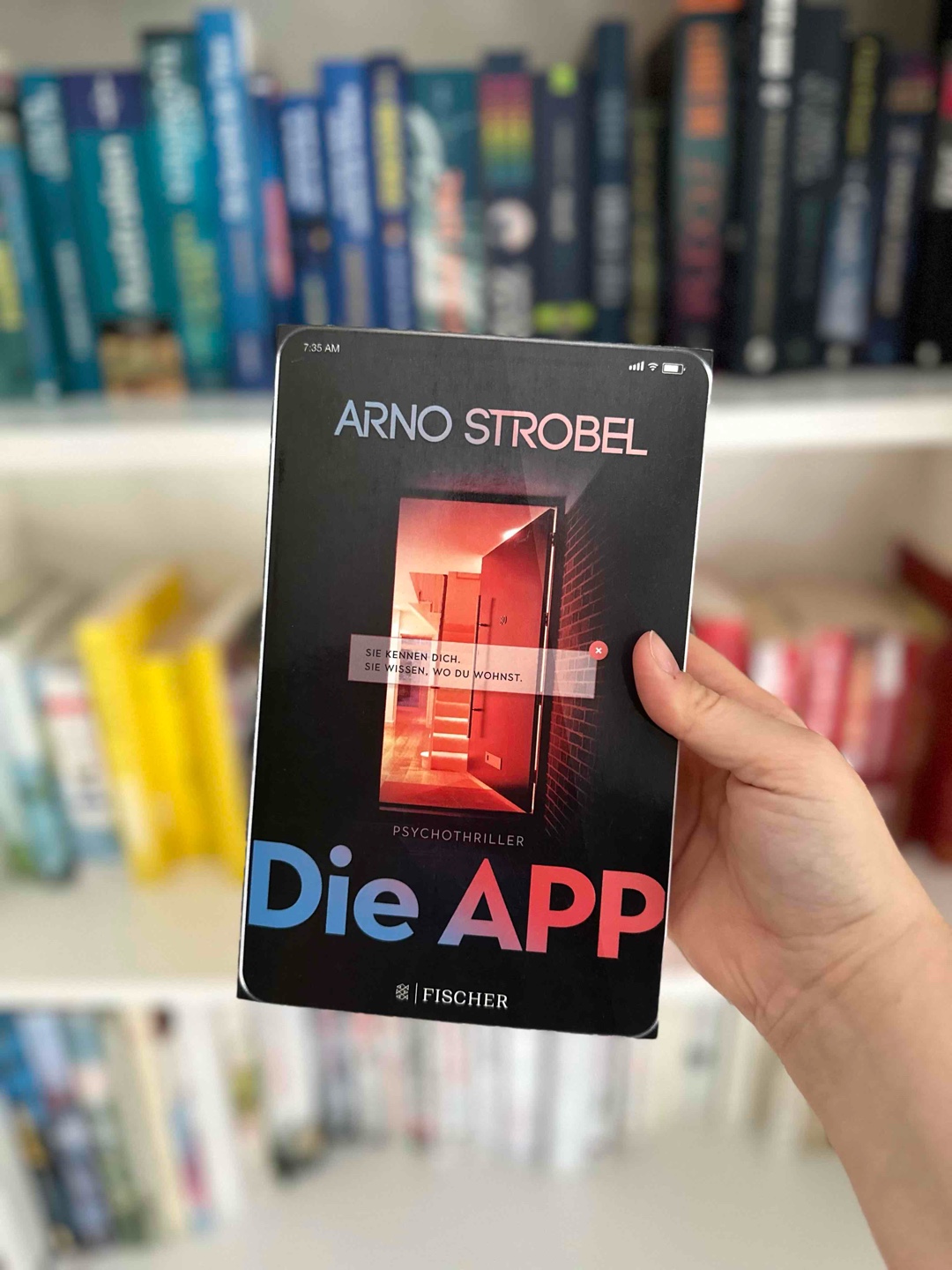 Ein packender Thriller 📱🏡