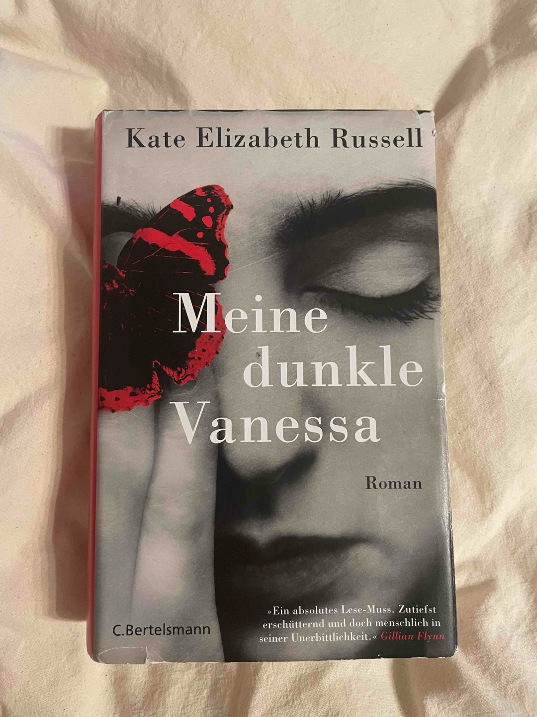 TW🚨 Das Buch mit dem krassesten Thema was ich bis jetzt gelesen habe .