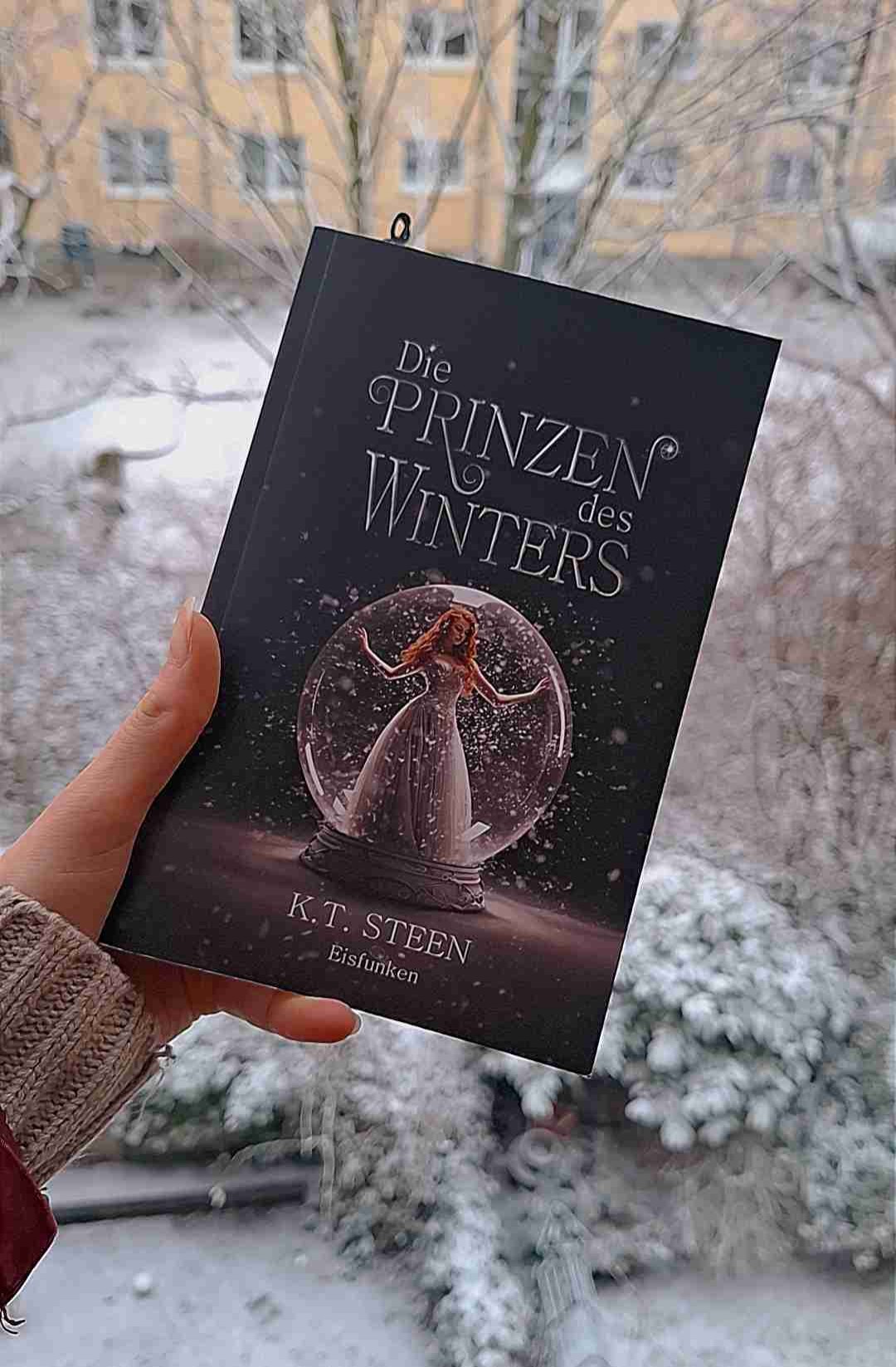 Sehr interessante Geschichte mit krasses Plot-Twists und tollen Charakteren, mit Kälte, Magie, Hitze und aufregenden Abenteuern. ❄️🧚♀️✨️
