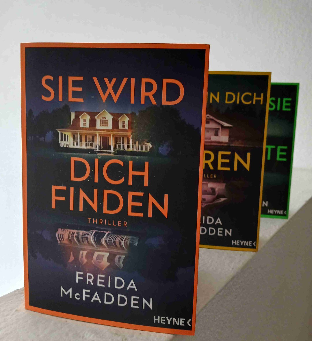 Ich hatte unterhaltsame Zeit mit dem Buch.
