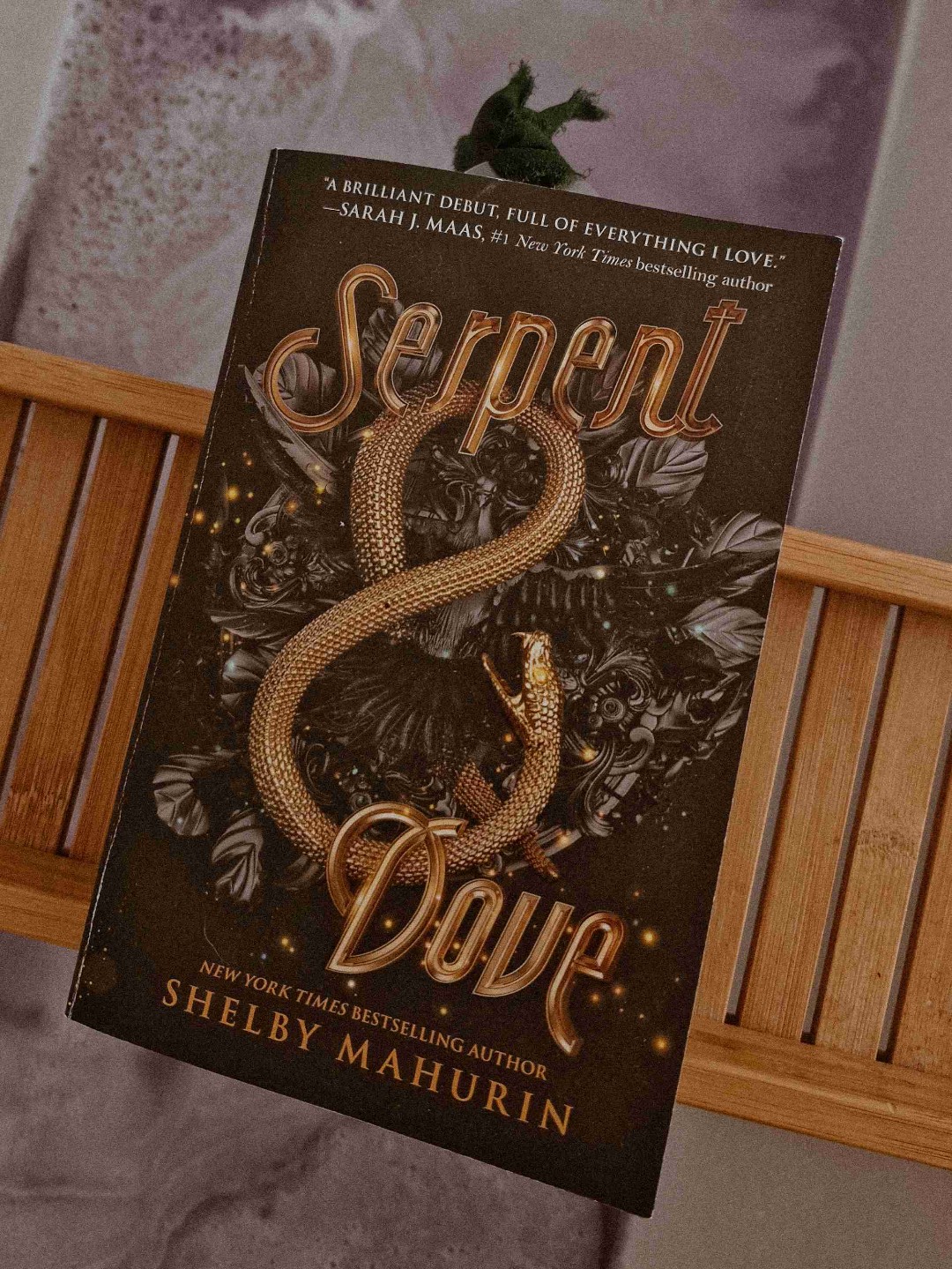 Witches, dorced marriage, enemies to lovers und Plottwists direkt aus der Hölle 🖤