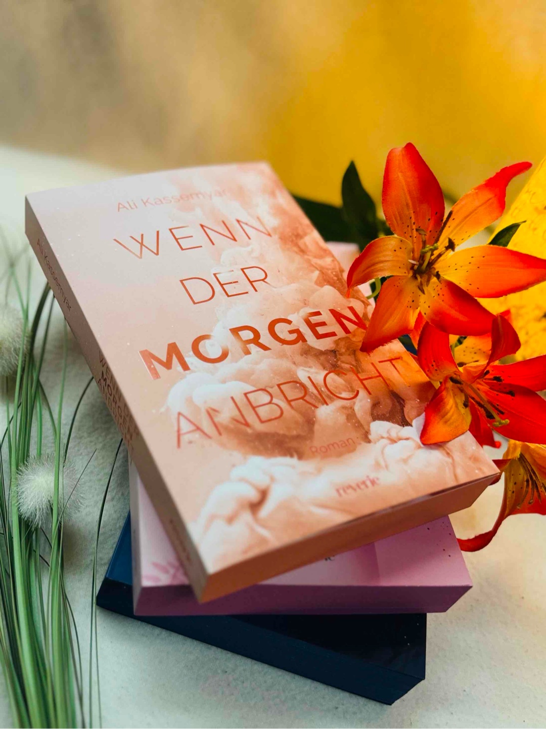 Tiefgründiger, einfühlsamer und queerer Liebesroman 💚🤍💙 🏳️🌈 🩷💜💙