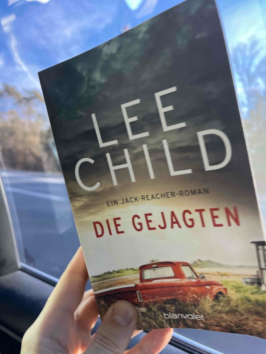 - Typischer Reacher
- brutal
- trocken
- coole Nebenfiguren