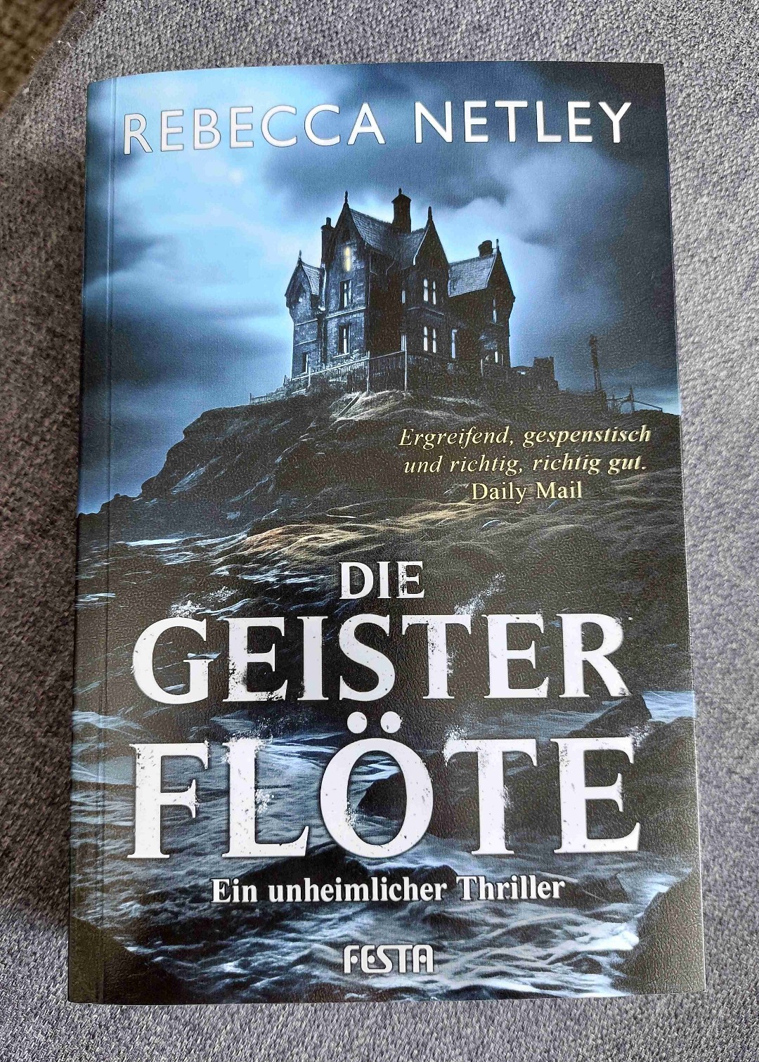 Spannender und unheimlicher Thriller......