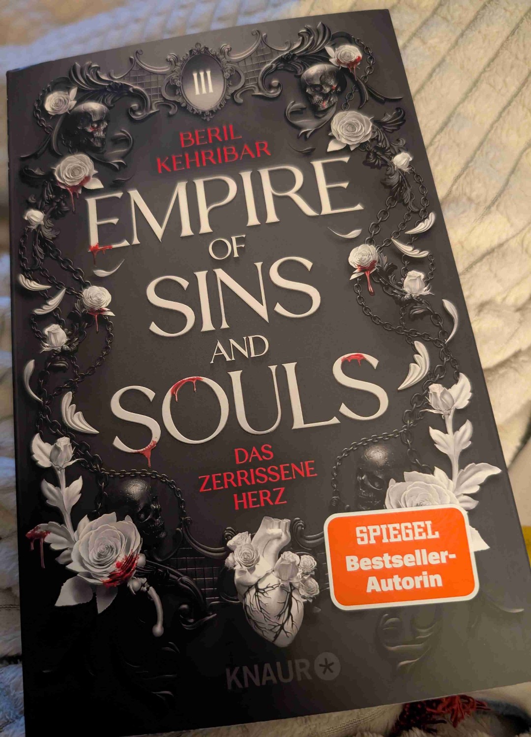 Der Abschluss der Empire of Sins and Souls- Reihe
ist mehr als gelungen!