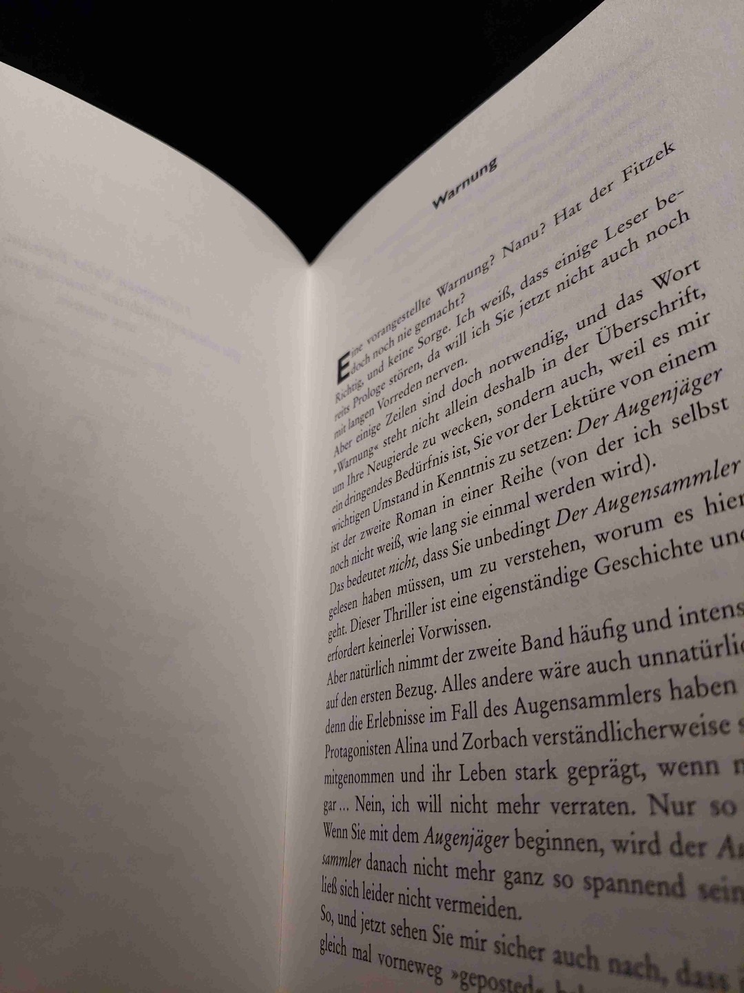 Ich fand den ersten Teil schon gut aber der zweite Teil war noch besser. Auch der zweite Teil war wieder von der ersten bis zur letzten Seite spannend. Ich konnte mich wieder gut in die Figuren hinein versetzen und mitfühlen. Ein wirklich guter Thriller.