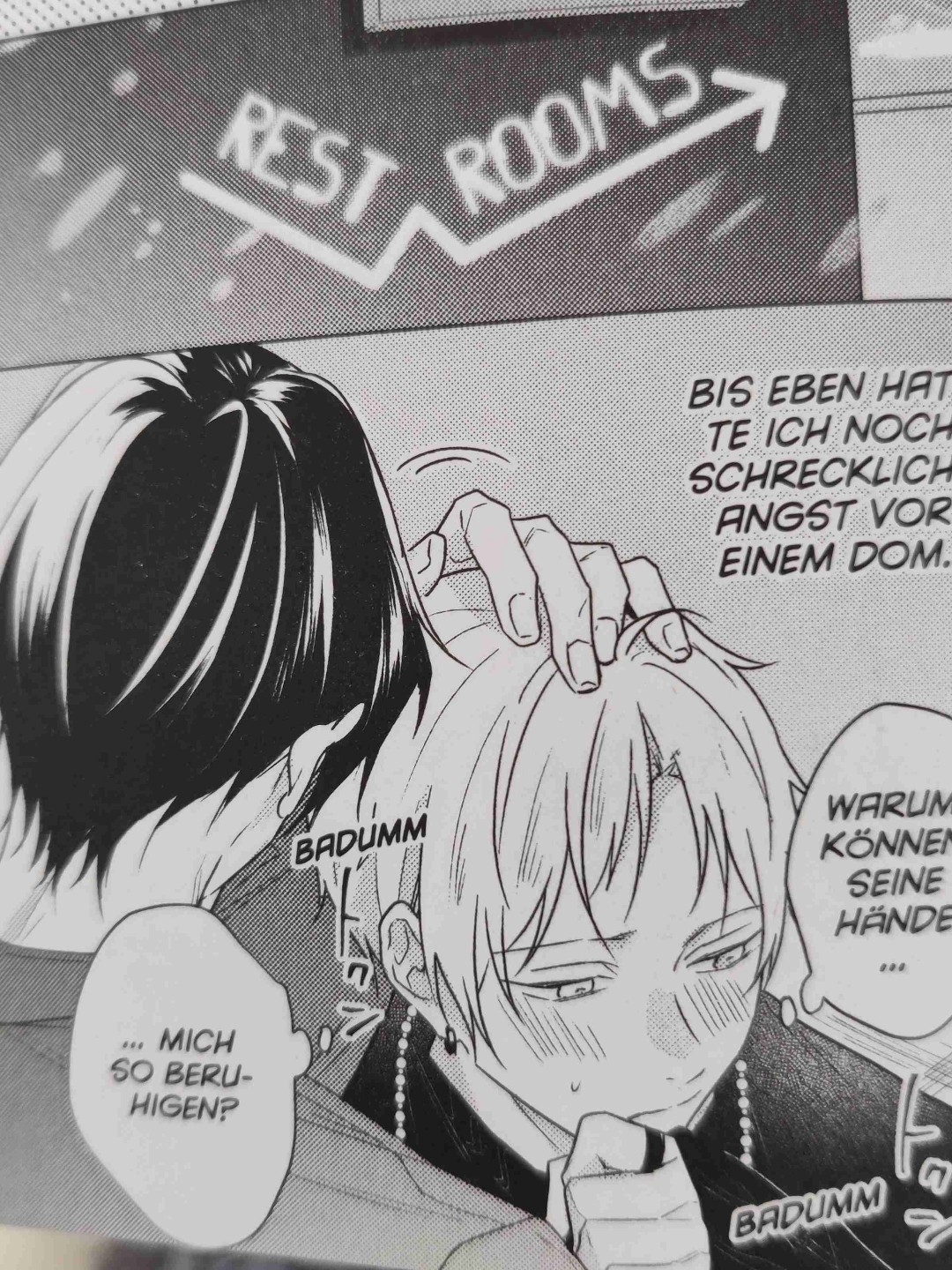 Das würde heißen, dass du nicht nur im Play, sondern immer meinen Regeln zustimmst, ist dir das klar?