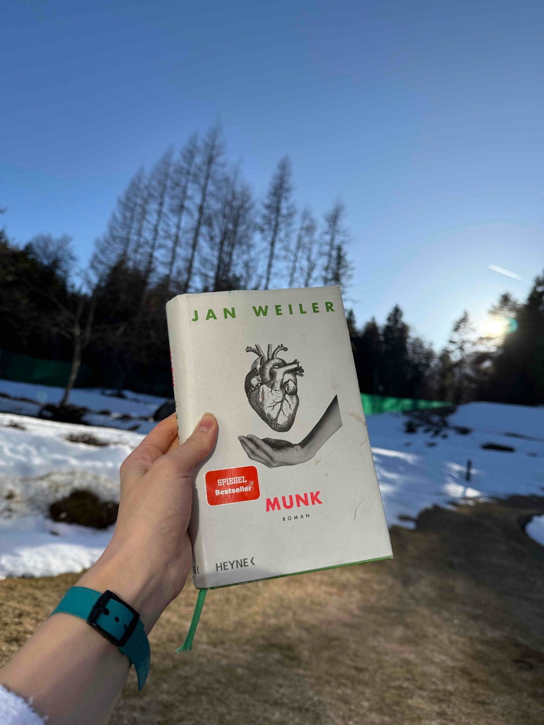 Ein Buch, so wie das Leben eben ist: Mit Höhen und Tiefen, großer Liebe, Enttäuschungen, eigenen Fehltritten und Erfolgen.