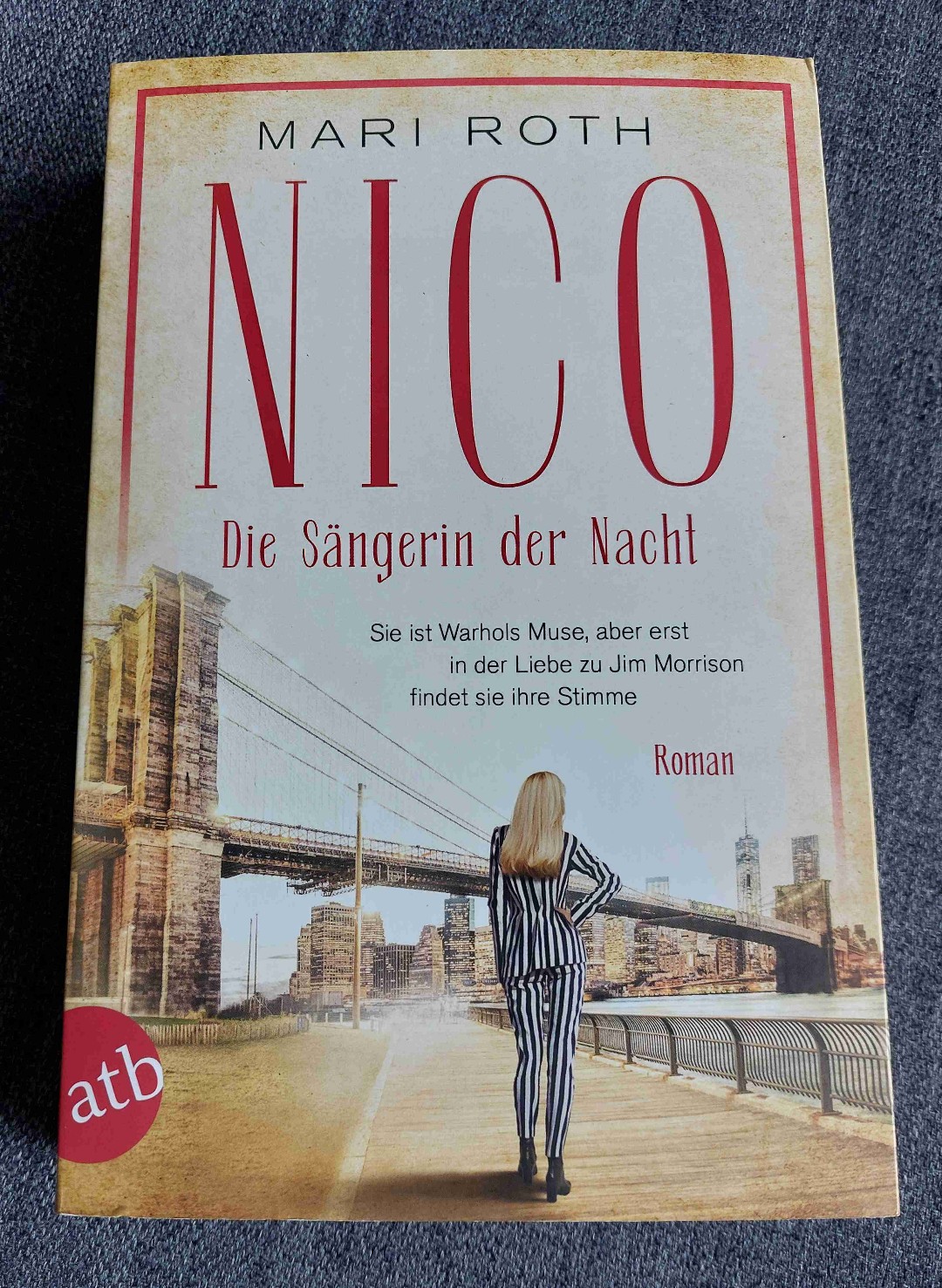 Die Geschichte um Christa Päffgen - Künstlername Nico. Sie war Andy Warhols Muse und eine charismatische Sängering und eine Ikone der wilden Sechziger.