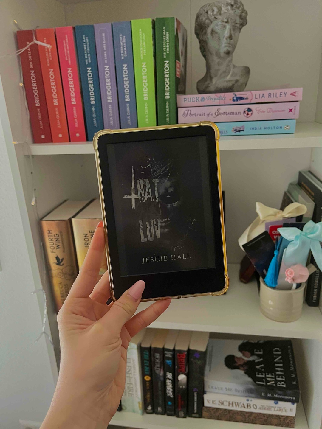 Das war das mit Abstand schlechteste Buch was ich je gelesen habe wow..