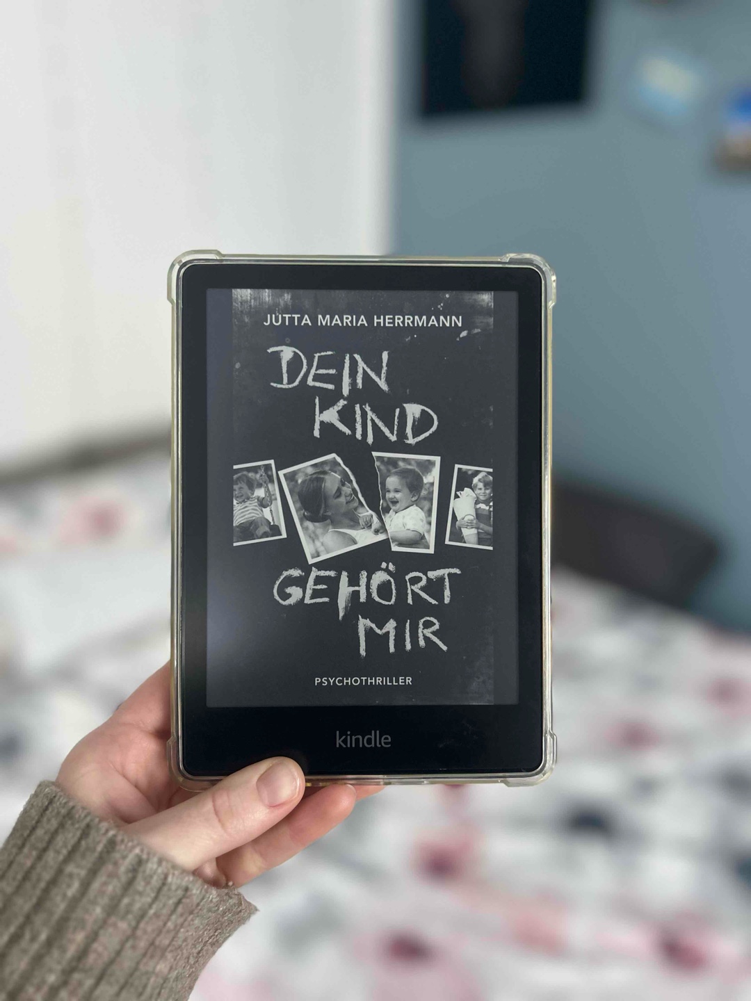 Wurde mir als Werbung von Amazon angezeigt- leider für mich absolut undurchsichtig, zusammenhangslos, und dann war plötzlich Ende. Hat sich leider nicht gelohnt und auch einfach kein gutes Leseerlebnis ☹️