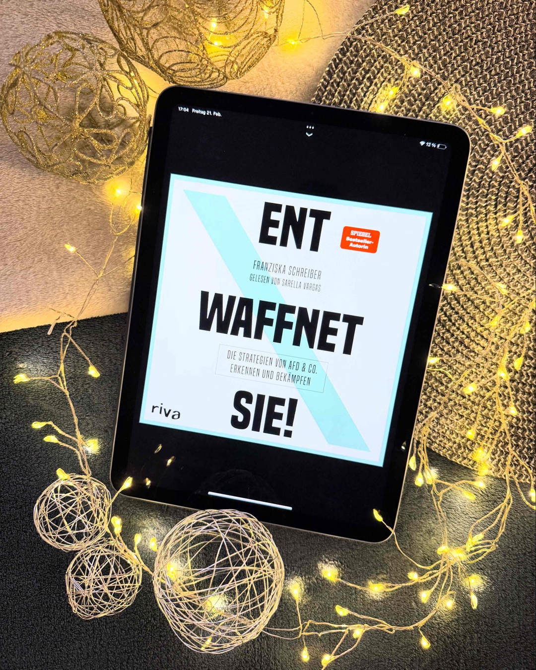 Parteigeschichte des Schreckens, Radikalisierung der AfD, leider mit überholten Gegenvorschlägen.