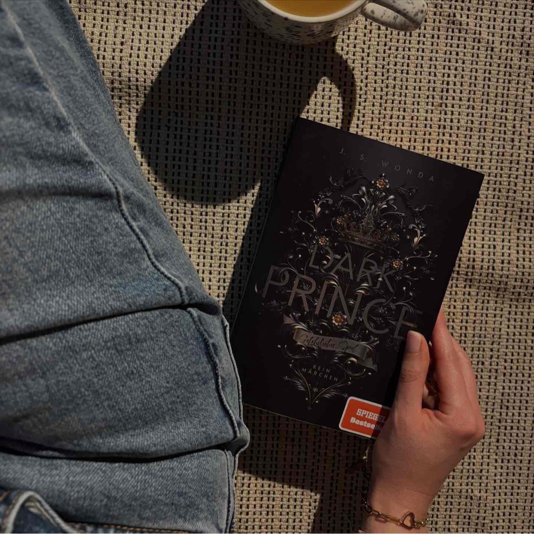 3,5⭐️ für den Dark Prince, zum Ende hin hat es (er) mich dann doch gecatcht 🤴🏻🥀  bin gespannt auf Teil 2 