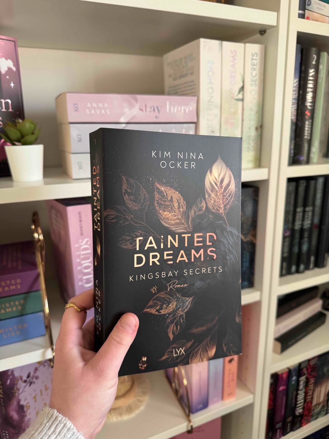 Mein erstes und definitiv nicht letztes Buch von Kim Nina Ocker ✨💗