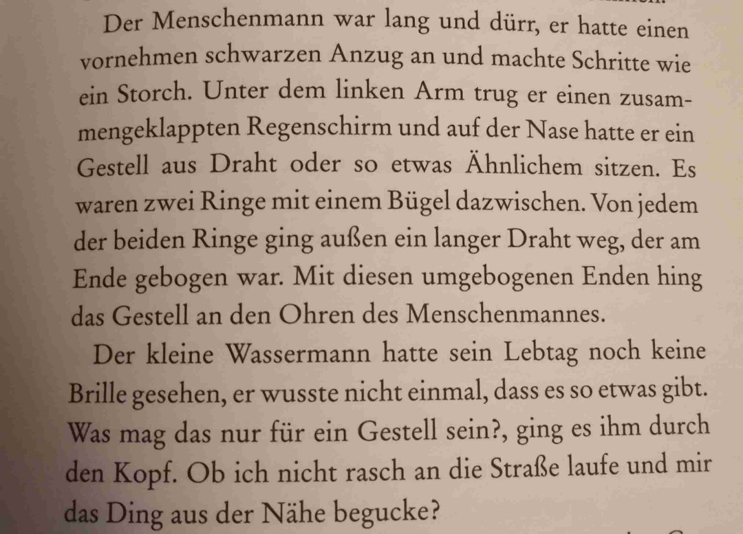 Ein weiterer süßer Klassiker von Otfried Preußler.
Empfehlung auch für junge Kinder.
Reread nach ungefähr 27 Jahren!
Es war mein erstes Buch. 📖