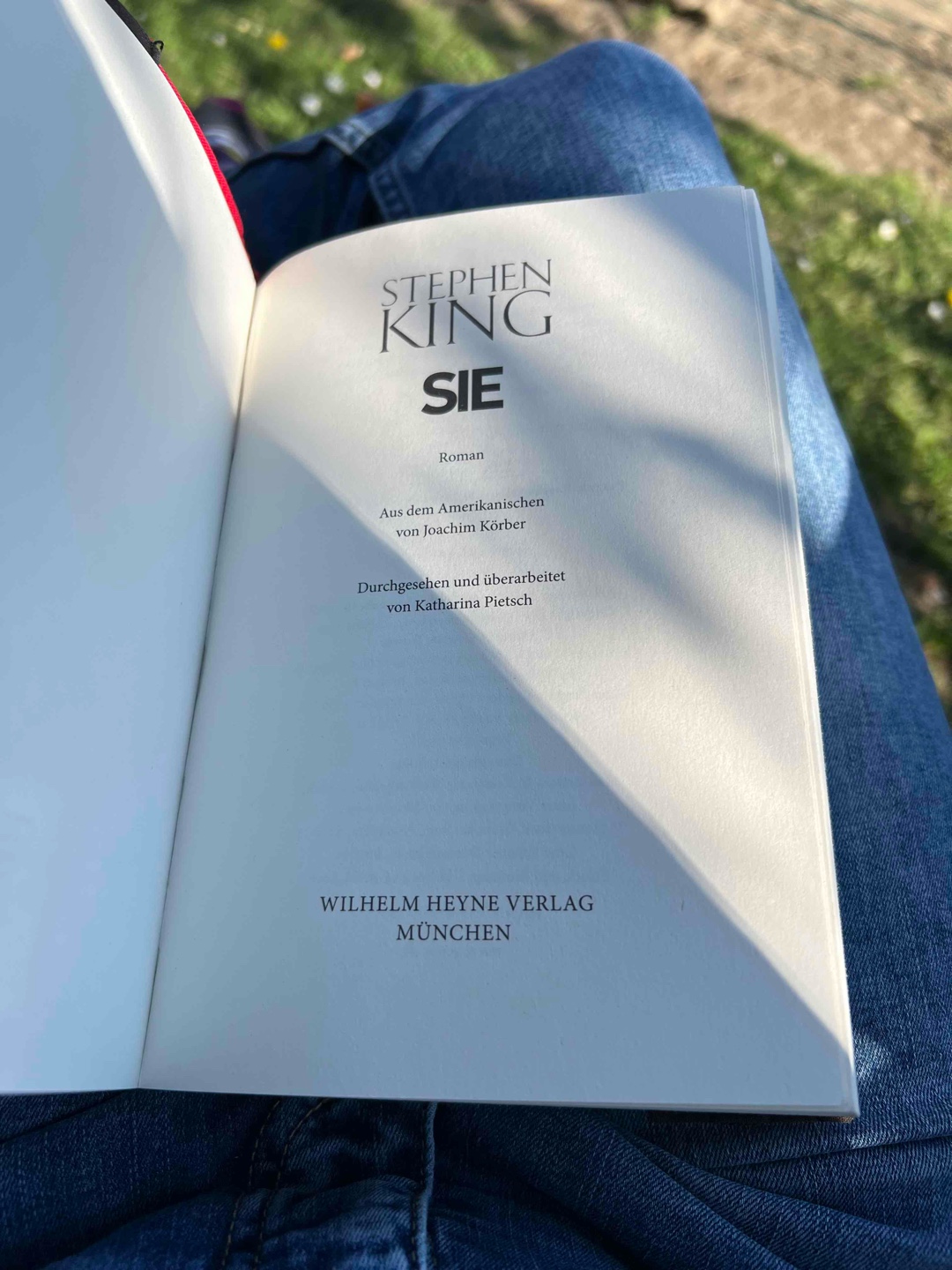Auch beim zweiten Lesen ein Genuss. 