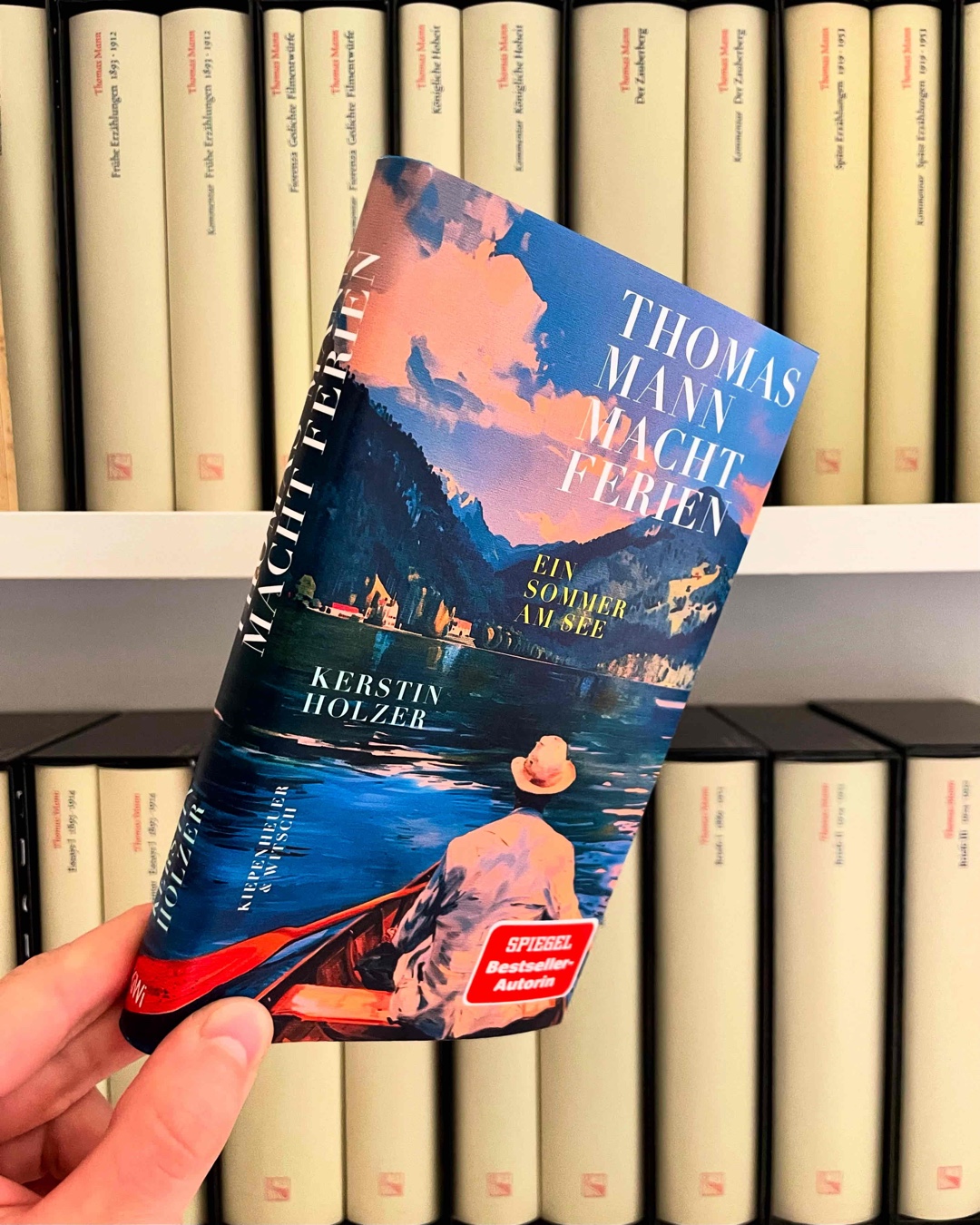 »Tegernsee lebt noch in mir, mit dem erregenden Wasser, dem Boot, den Lido-Eindrücken am Badestrand, dem Besuch in Bad Kreuth mit Bertram, der Besteigung des Hirschberges, der Nacht im Unterkunftshaus, dem südwindigen Morgen auf dem Gipfel vor und bei Sonnenaufgang.«