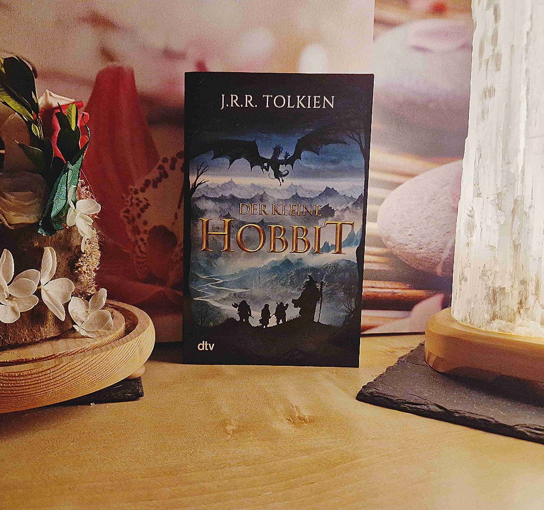 „Wahrer Mut bedeutet nicht ein Leben nehmen zu können, sondern es zu bewahren.“
-Gandalf
💠🤍💠🤍💠🤍💠🤍💠🤍